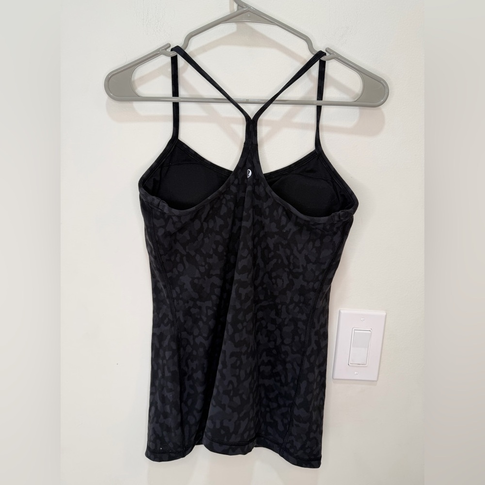 Lululemon Power Y Tank 
Formation Camo Deep Coal Multi / Size 8 - Picture 3 of 5